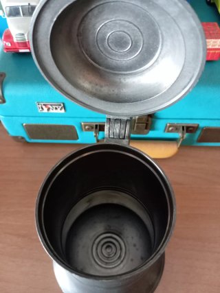 Jarra Antigua Peltre Cerveza Tapa Metálica