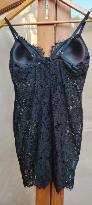 Vestido Bandage negro encaje con short