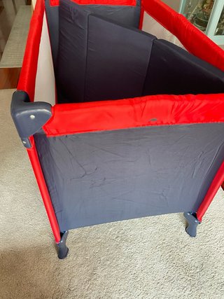 Cuna de viaje Brevi y colchon plegable