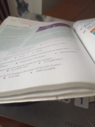 Échanges 1 livre de l'élève, A2.2-B1.1