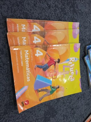 Libros 4 primaria Revuela SM (Lote)