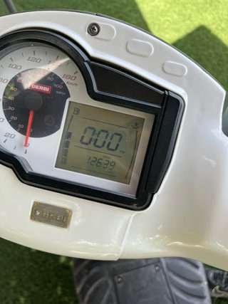 Derbi Rambla 125cc Blanca y Negra