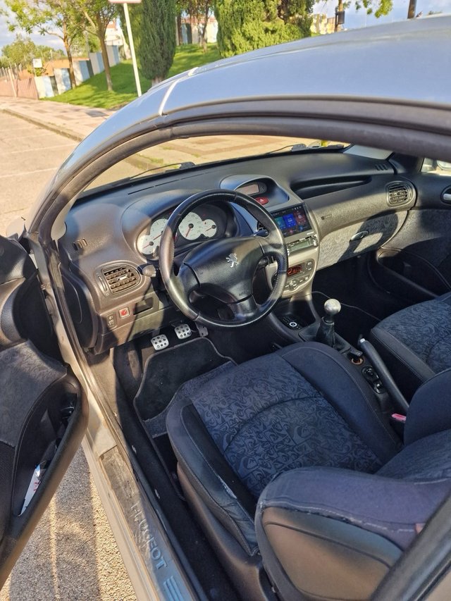 Peugeot 206 2004