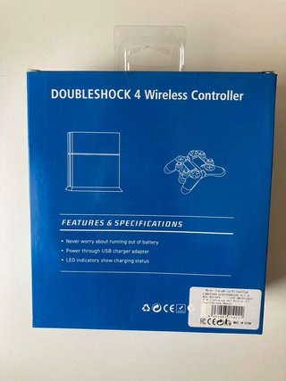 PS4 Slim 500GB + 2 Controles 1 NUEVO