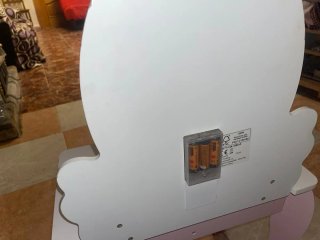 Tocador infantil rosa y blanco