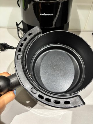 Freidora de aire Mellerware negra
