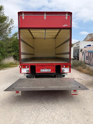 Camion rigido Volvo Fl 240 2009