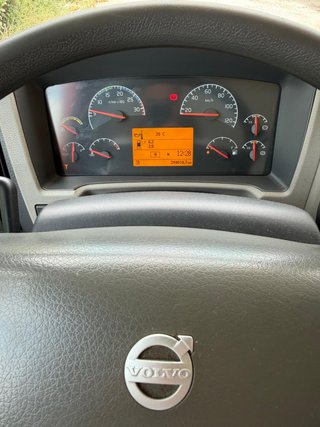 Camion rigido Volvo Fl 240 2009