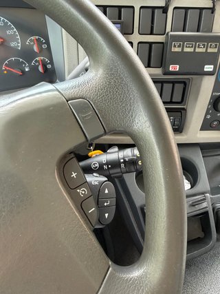Camion rigido Volvo Fl 240 2009