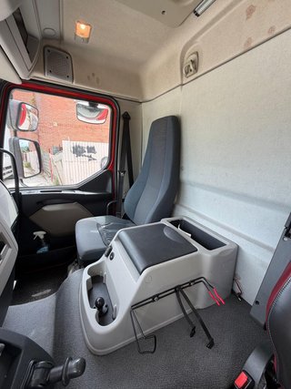 Camion rigido Volvo Fl 240 2009
