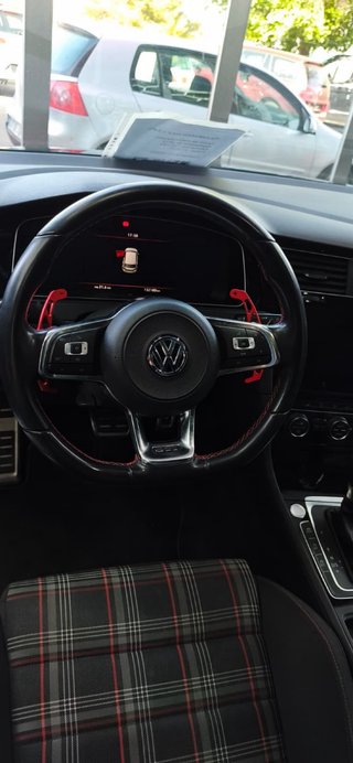 Volkswagen Golf GTI 7.5