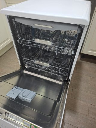 Indesit DFO 3T133 A F