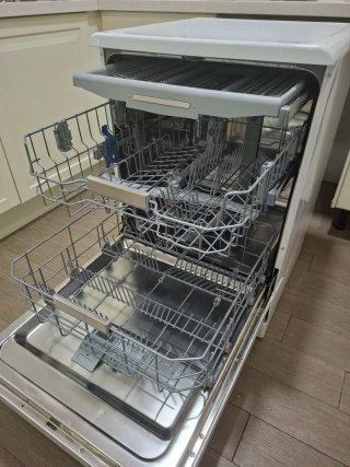 Indesit DFO 3T133 A F