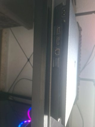 PlayStation 4 Slim Negra