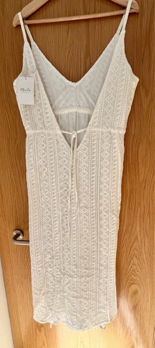Vestido midi crochet veraniego blanco nuevo
