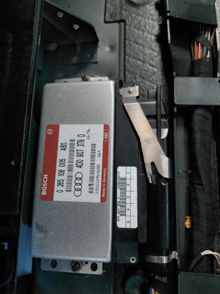 Centralita ABS Audi A4 B5 Bosch 0 265 108 005