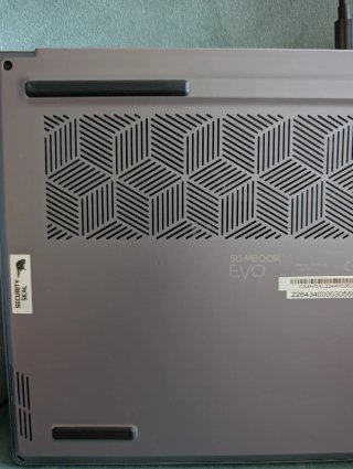 Slimbook EVO 14" | Ryzen 7 (Última Gen) | 32GB RAM