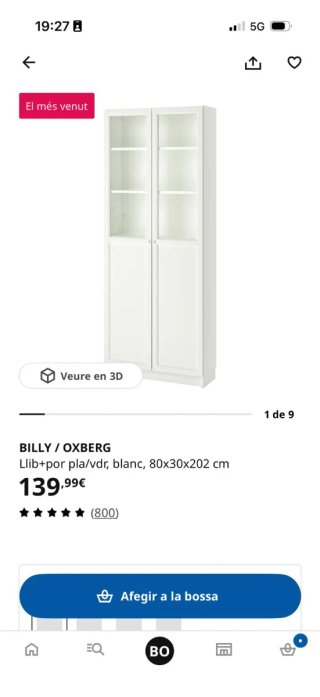 Alacena blanca con puertas de cristal
