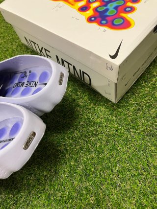 Nike Mind 001