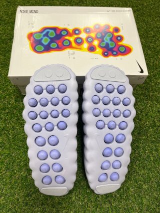 Nike Mind 001