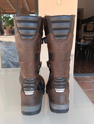 BOTA MOTO HOMBRE "FORMA ADVENTURE" T-49