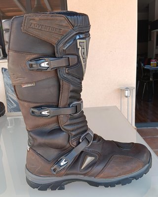 BOTA MOTO HOMBRE "FORMA ADVENTURE" T-49