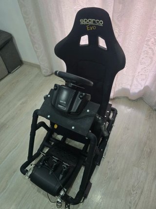 Cockpit + Volante Logitech G920