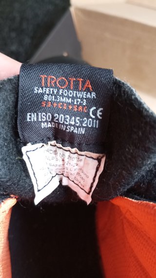 Botas de trabajo negras de la Marca Trueno