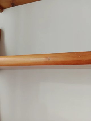 Estanterías de madera maciza