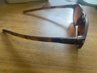 Gafas de sol Oakley Latch Marrones