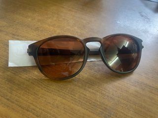 Gafas de sol Oakley Latch Marrones