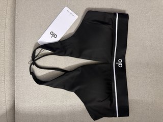 Conjunto Alo Falda pantalon corto Negro