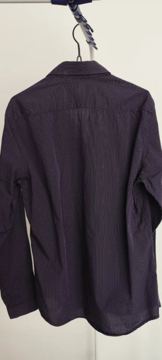 Camisa H&M Rayas Negras y Violeta Talla S
