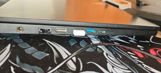 Acer Nitro V 15-RTX 4060 (8GB)-Ryzen 7-32GB RAM