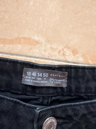 Pantalones cortos negros rotos talla XXXL