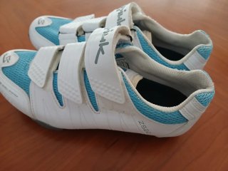 Zapatillas Ciclismo Spiuk Blancas y Azules