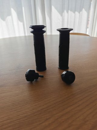 Asiento, puños y estriberas HONDA TRANSALP XL 750