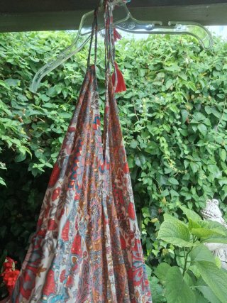 Vestido boho multicolor con volantes
