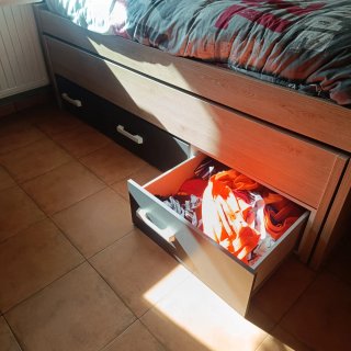 Habitación juvenil 2 camas + escritorio