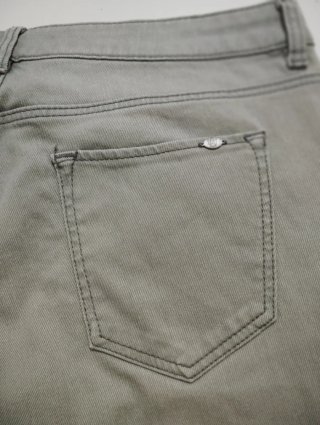 Vaqueros grises Massimo Dutti