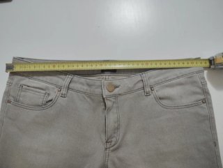 Vaqueros grises Massimo Dutti