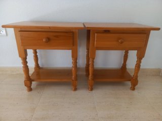 Mesitas de noche de madera (2 unidades)