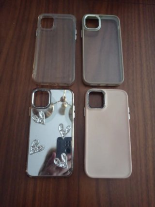 4 Carcasas iPhone 11