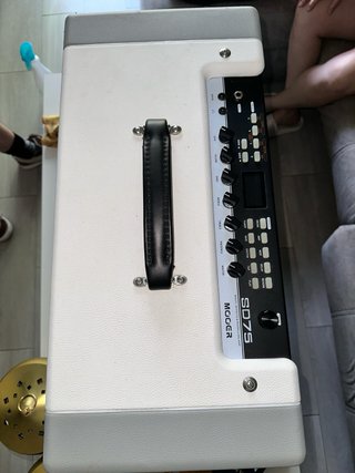 Amplificador Mooer Gris