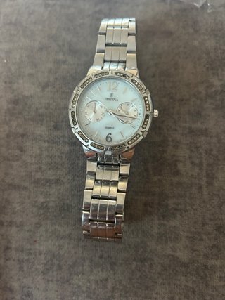 Reloj Festina plateado