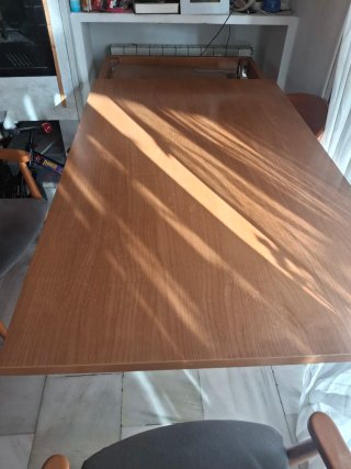 Mesa de comedor y 4 sillas