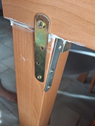 Mesa de comedor y 4 sillas