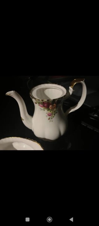 Taza y platillo Royal Albert