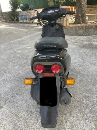 Ciclomotor Scooter Negro Automático