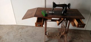 Máquina de coser antigua Sigma